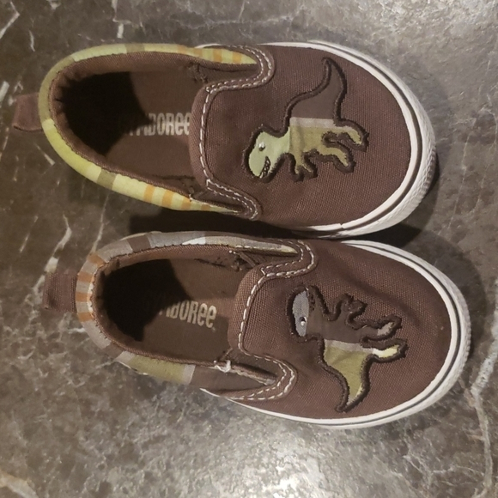 Baby Dino loafers size‎ 4